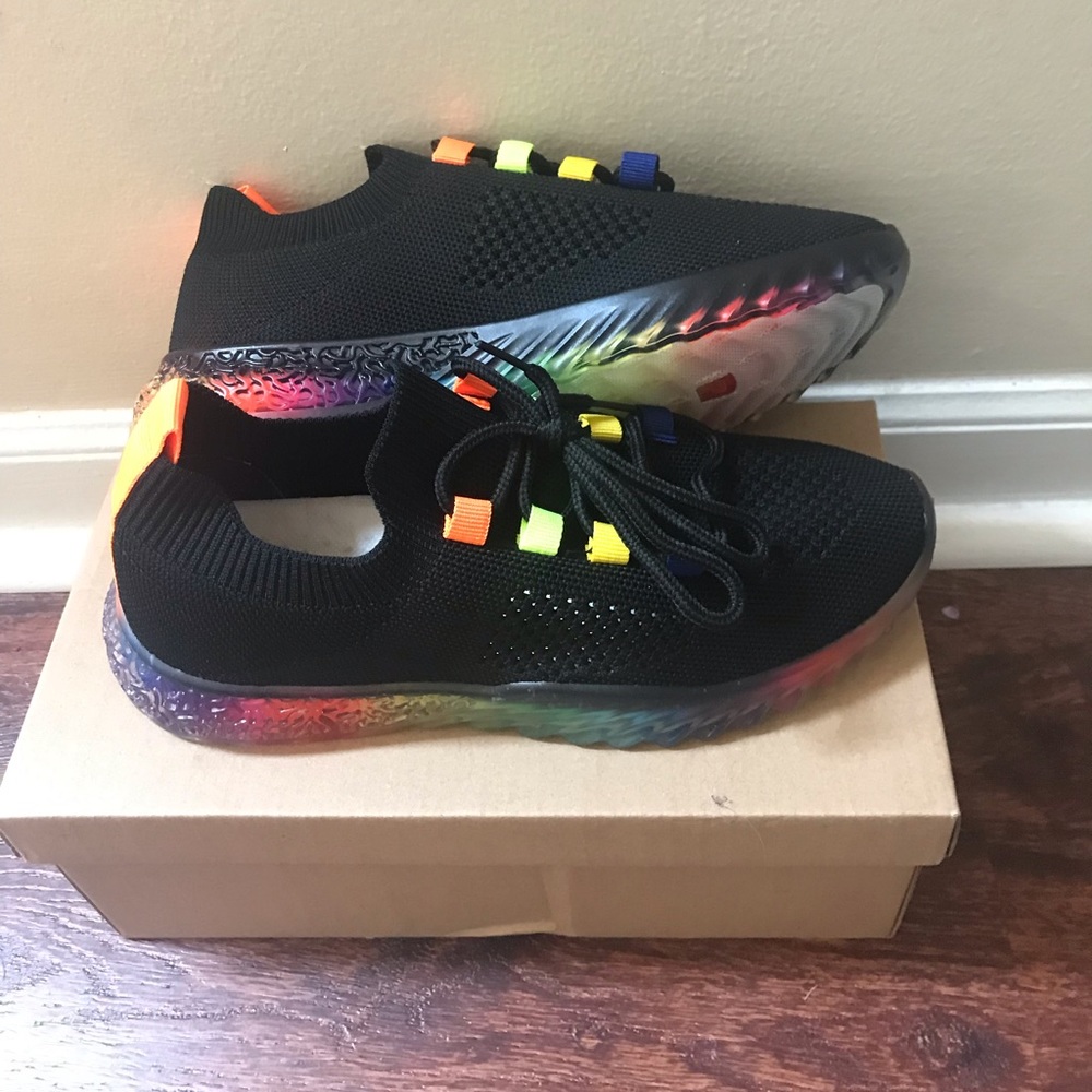 La Sheelah shoes 6.5 rainbow and black